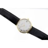 A Bulova Automatic 18ct gold gentlemans wrist watch, 1960s, signed 30mm. silvered dial with gilt