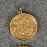 An Elizabeth II full gold sovereign pendant, the 1974 sovereign in a 9ct gold mount.