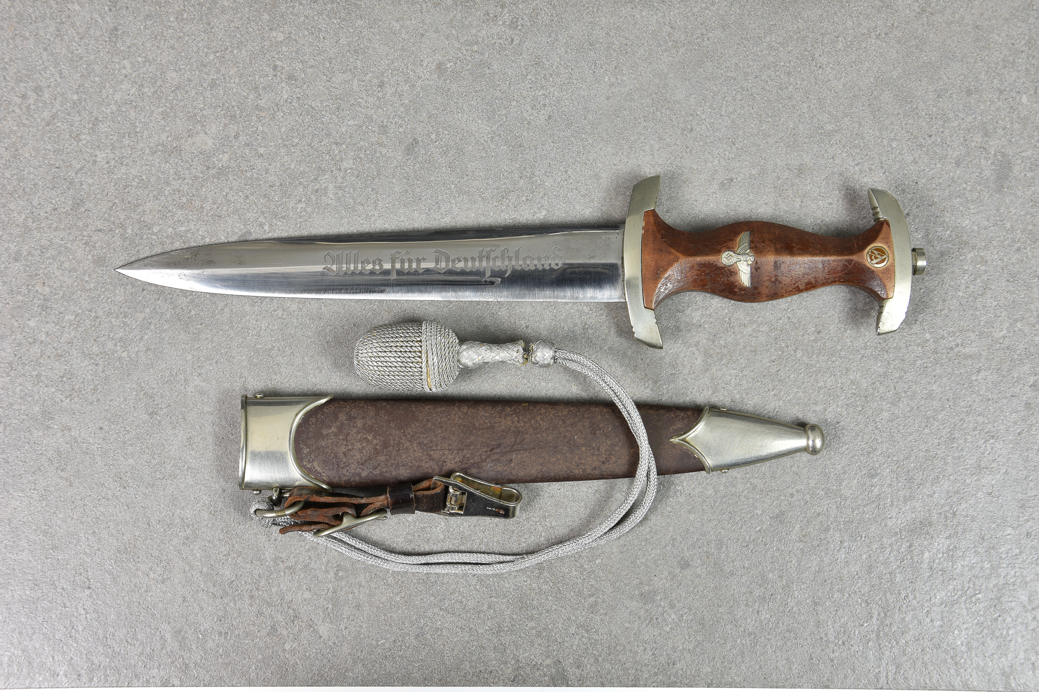 Guernsey German Occupation interest - A German Third Reich SA (Sturmabellung, Brown Shirt) dagger,