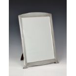 A George VI silver framed easel mirror, Mappin & Webb, Birm. 1939, the rectangular bevelled plate