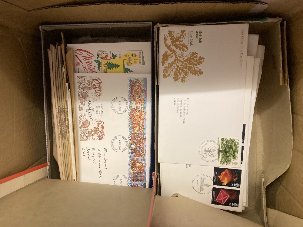 STAMPS Box of approx 300 first day covers and event covers in albums and loose - Image 2 of 3