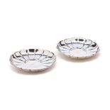 A PAIR OF GEORGE I SILVER SMALL DISHES, EDWARD HOLADAY, LONDON 1716