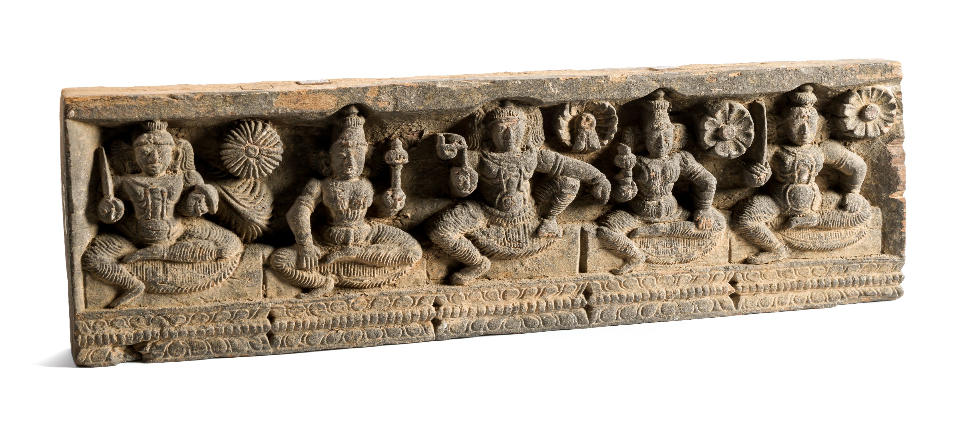 A CARVED WOOD FRIEZE PANEL, SOUTH INDIA, 18TH / 19TH CENTURY