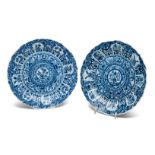 A PAIR OF CHINESE BLUE AND WHITE PLATES, KANGXI PERIOD (1662