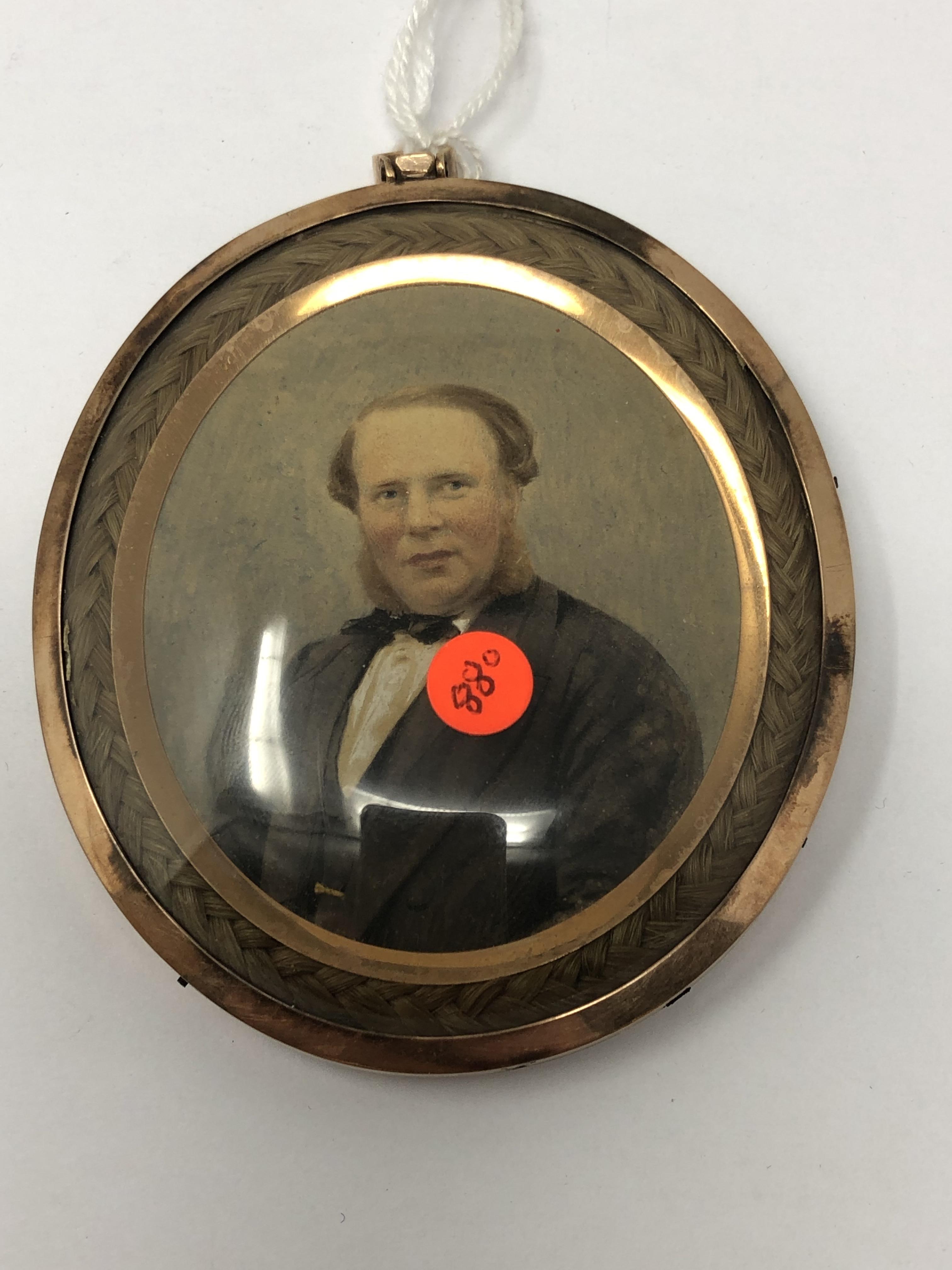 ˜A PORTRAIT MINIATURE OF AN OFFICER, ENGLISH SCHOOL, CIRCA 1800 - Image 2 of 2