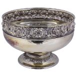 AN EDWARDIAN SILVER ROSE BOWL, WALKER & HALL, SHEFFIELD, 1903