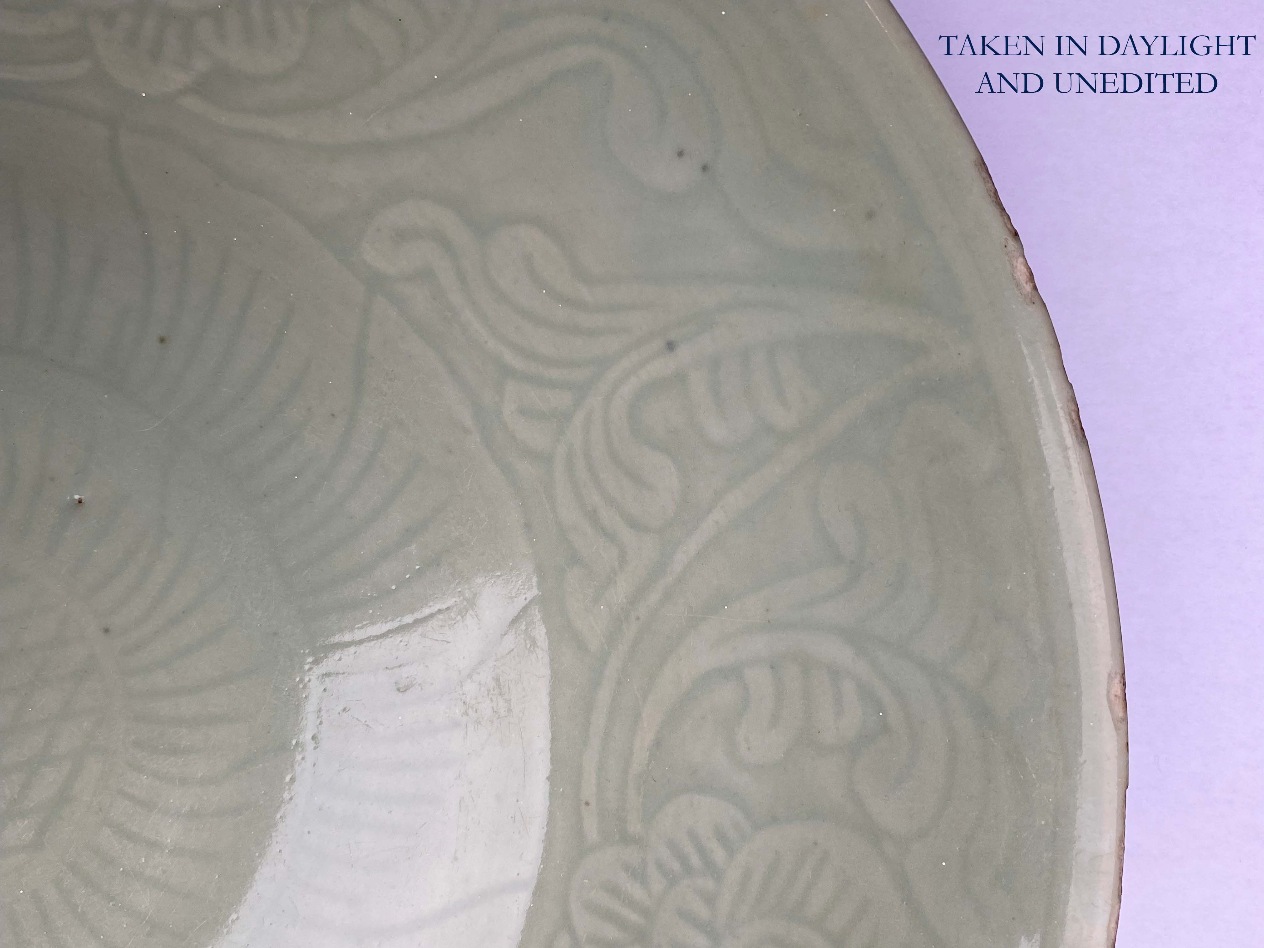 A CHINESE CELADON GLAZED DISH, 19TH CENTURY - Image 5 of 9