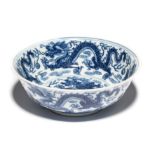 A CHINESE BLUE AND WHITE ~DRAGON~ BOWL, 19TH CENTURY