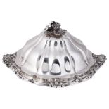 AN EARLY VICTORIAN SILVER ENTREE DISH AND COVER, CRESWICK & CO., SHEFFIELD, 1838