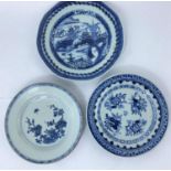 A Chinese octagonal blue and white dish, diameter 29cm and 2 smaller similar blue and white