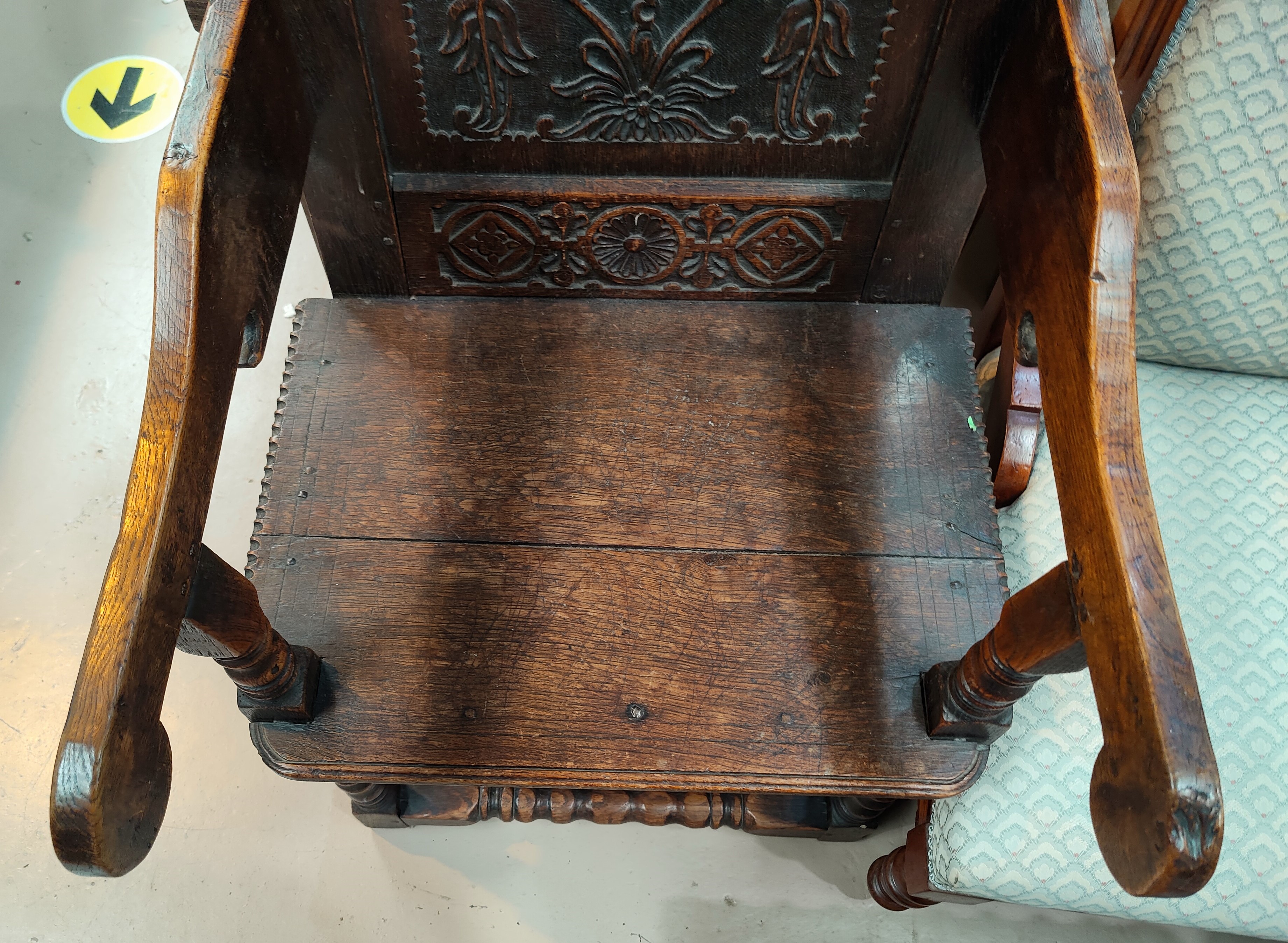 A 17th century style carved oak wainscot chair with solid seat - Image 4 of 4