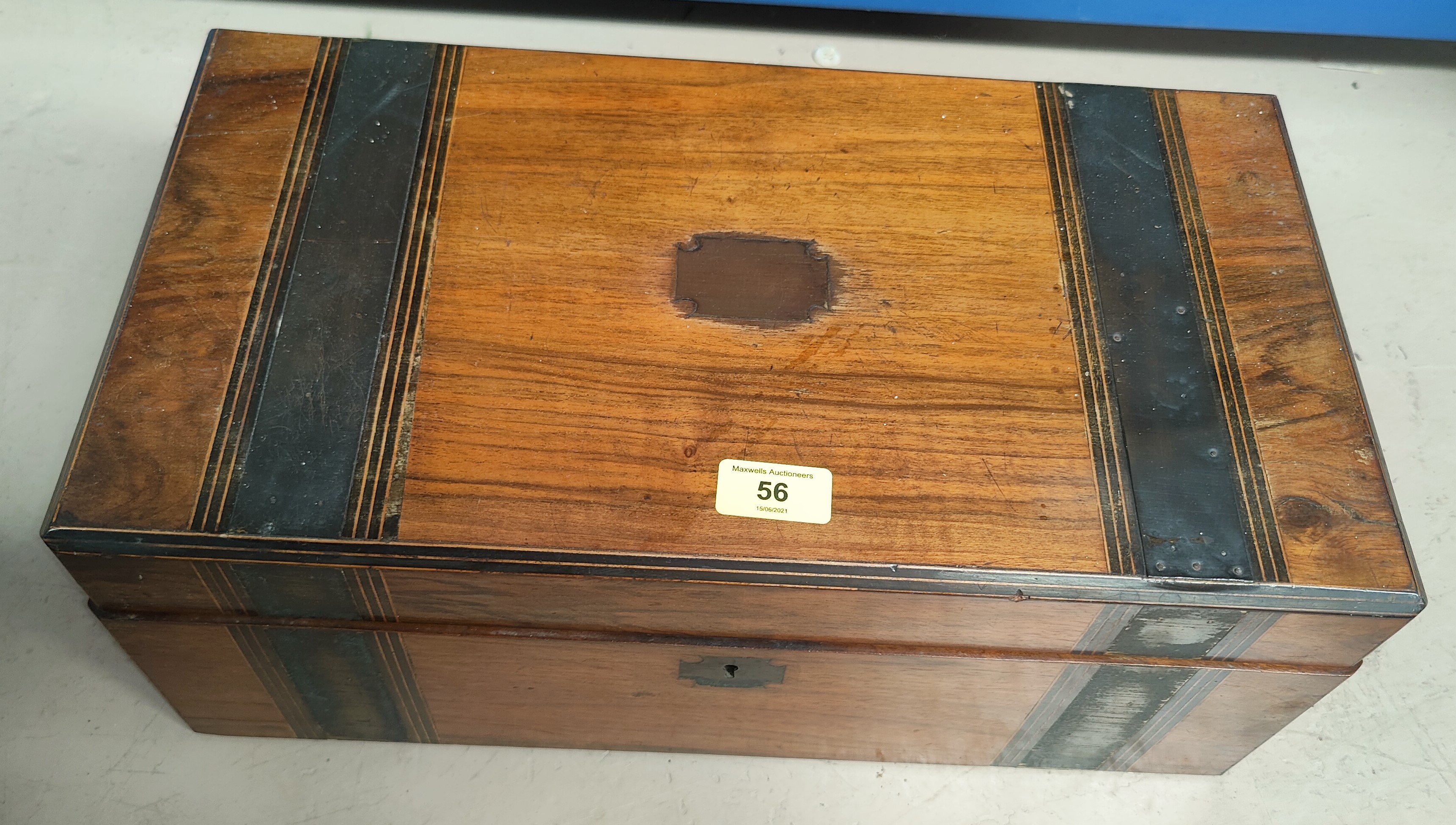 A Victorian walnut writing box outfolding to slope, 45 cm