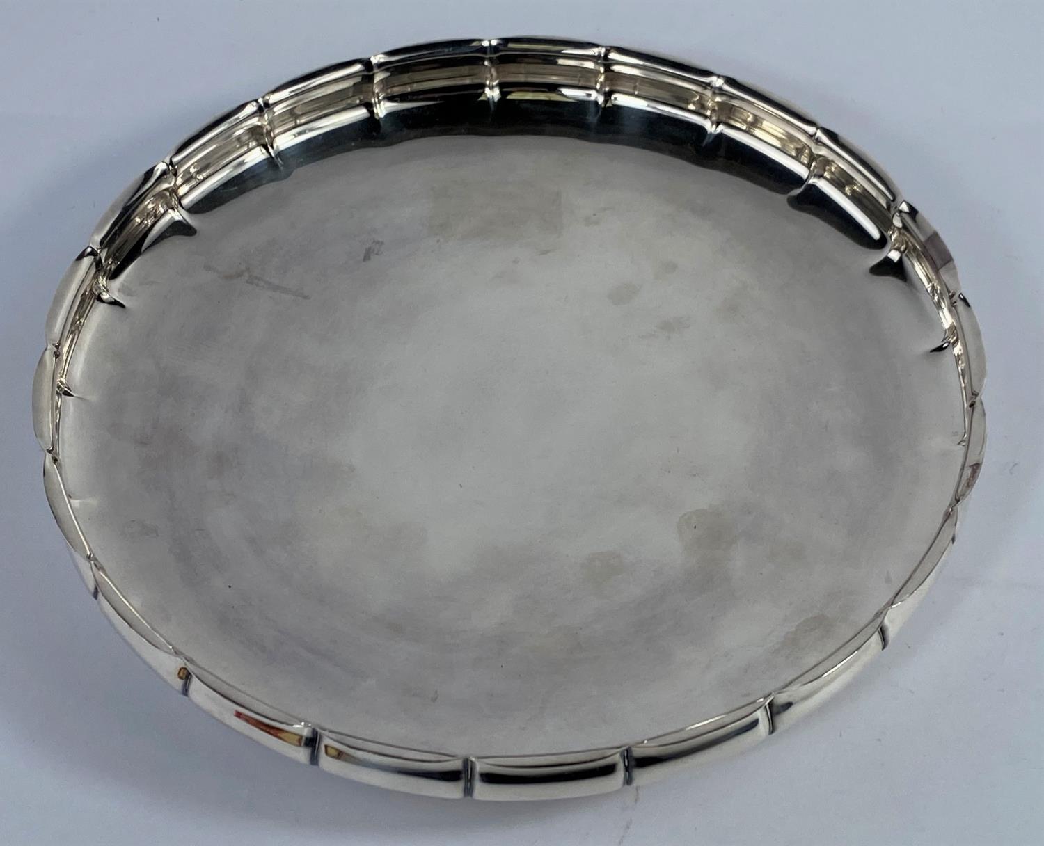 A David anderson silver shallow dish with pie crust edge and 3 feet, marked D A S830 to the base, - Image 2 of 3