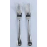 A pair of hallmarked silver dinner forks, Sheffield 1901, monogrammed, 5.09 oz