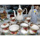 A four setting Royal Albert Old Country Roses tea service, with teapot etc, approx 15 pieces
