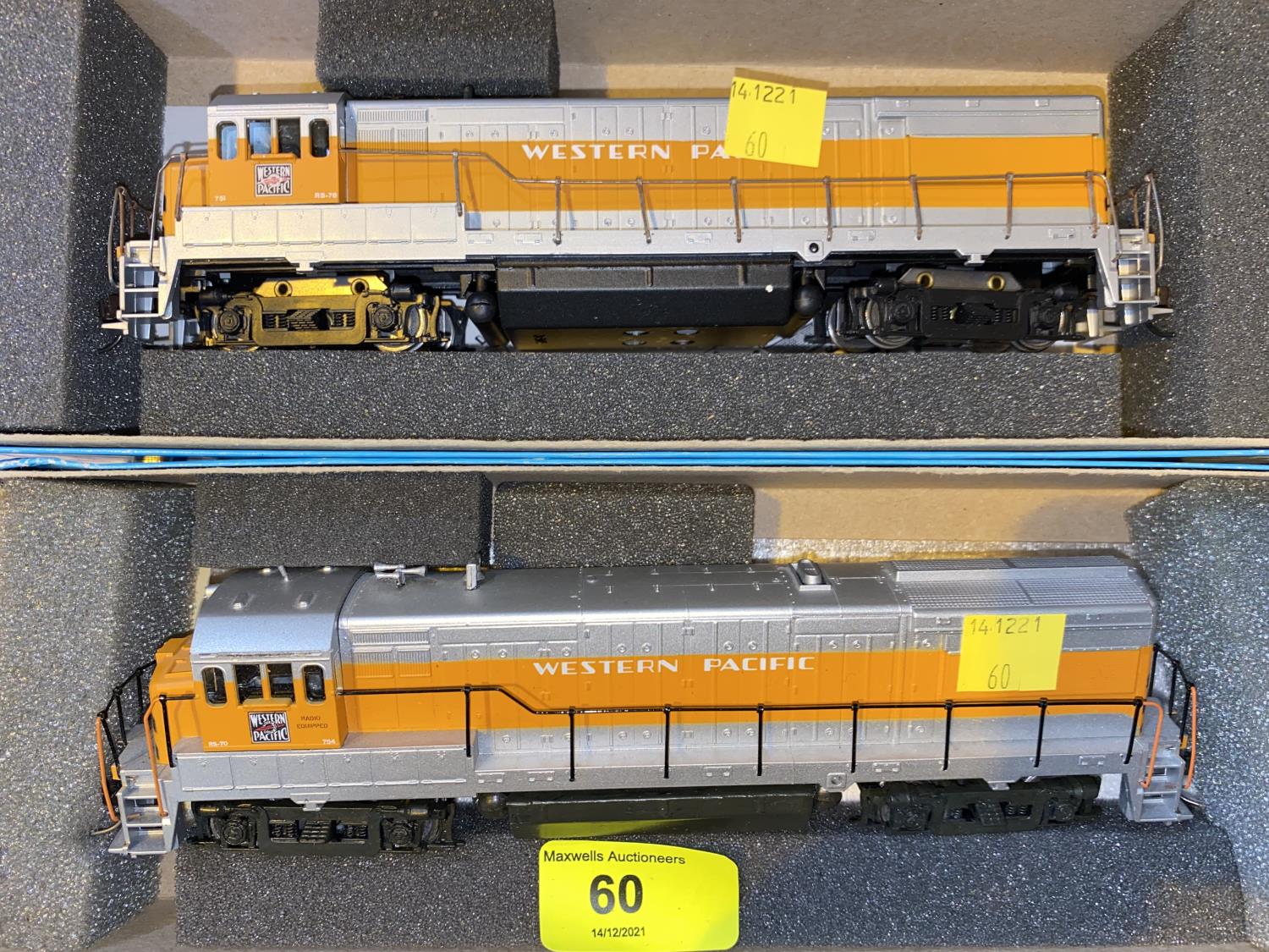 An Athearn HO gauge 3403 U28B locomotive and similar locomotive 3403, both boxed