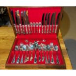 A boxed canteen of Elkington silver plate cutlery, 6 setting