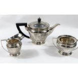 A hallmarked silver 3 piece tea set of circular ribbed form, Birmingham 1919, 25.5 oz