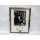 Popular Culture. Anthony Perkins - Psycho. Photograph and autograph. Framed