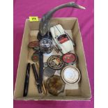 A collection of small sundries, the lot to include a Schuco Examico 4001 clockwork car; various