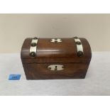 A Victorian walnut tea caddy with domed lid. 8' wide