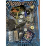 A quantity of sundries