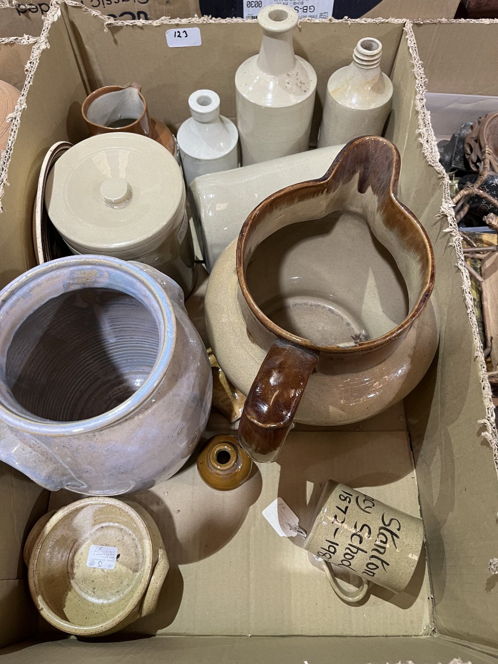 A quantity of pottery and other ceramics - Image 3 of 3