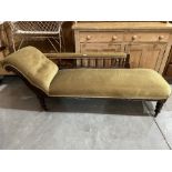 A late Victorian chaise-longue