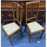 A PAIR OF VICTORIAN MAHOGANY DRAWING ROOM CHAIRS