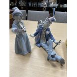 A LLADRO FIGURE OF A CLOWN AND A DOG AND FOUR OTHER LLADRO FIGURES