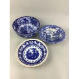 AN EARLY 20TH CENTURY BLUE AND WHITE CIRCULAR BOWL AND OTHER BOWLS AND PLATES