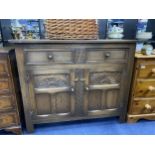 AN OAK SIDEBOARD