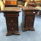 A PAIR OF MAHOGANY BEDSIDE CHESTS