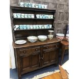 A 20TH CENTURY OAK DRESSER