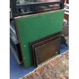 AN EARLY 20TH CENTURY OAK FRAMED CARD TABLE AND A SET OF TRAYS