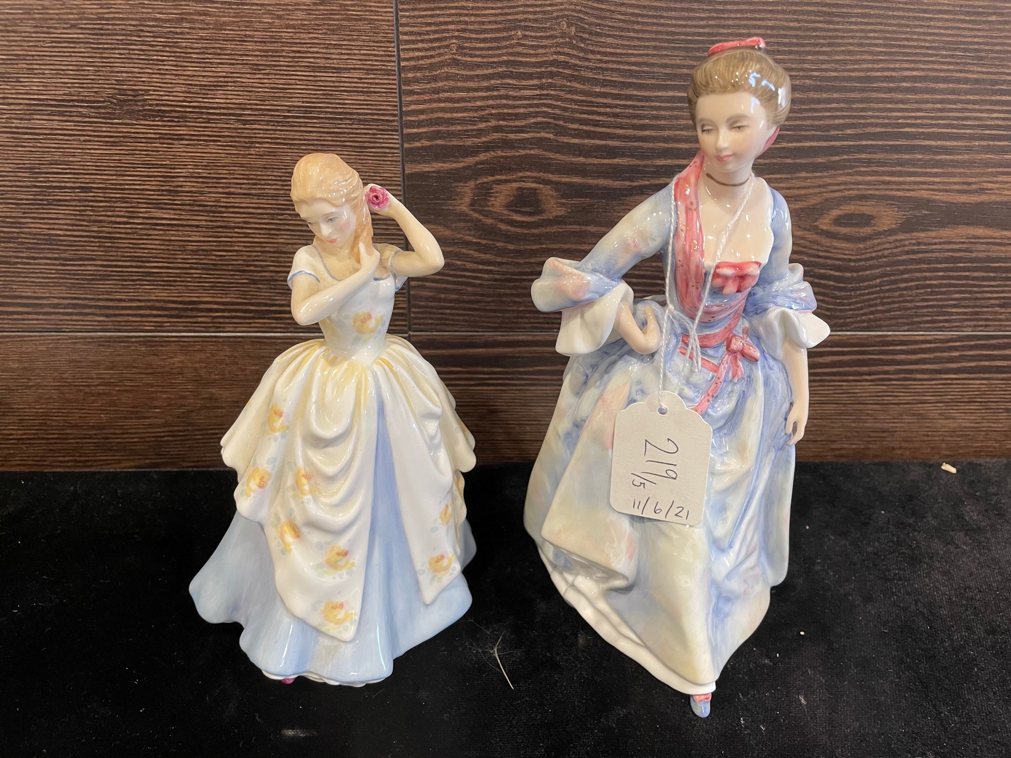 A ROYAL DOULTON FIGURE OF 'MELODY' AND FOUR OTHER ROYAL DOULTON FIGURES - Image 2 of 2