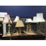 A PAIR OF REPRODUCTION ‘CANDLESTICK’ TABLE LAMPS AND OTHER LAMPS