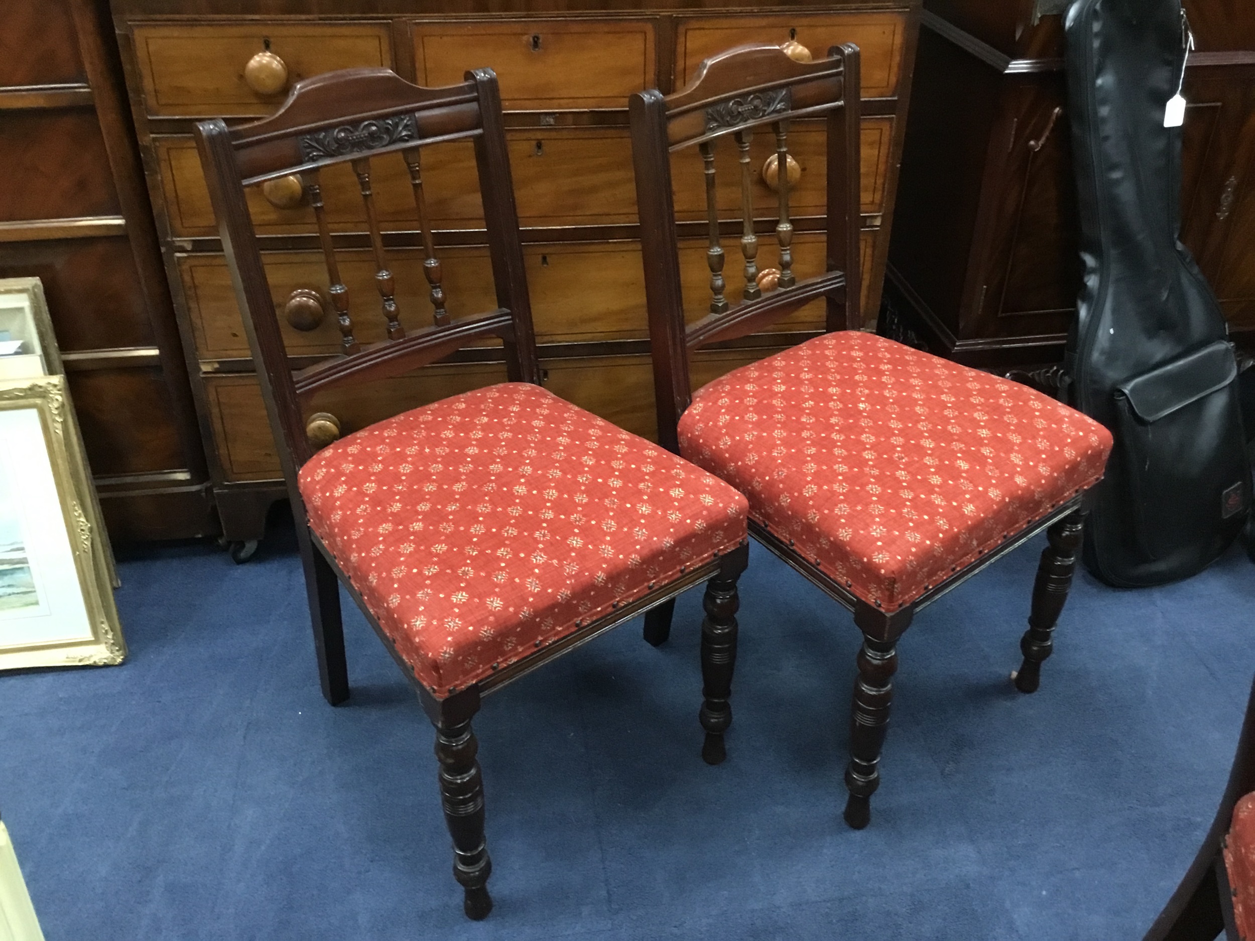 A SET OF SIX VICTORIAN MAHOGANY SINGLE CHAIRS