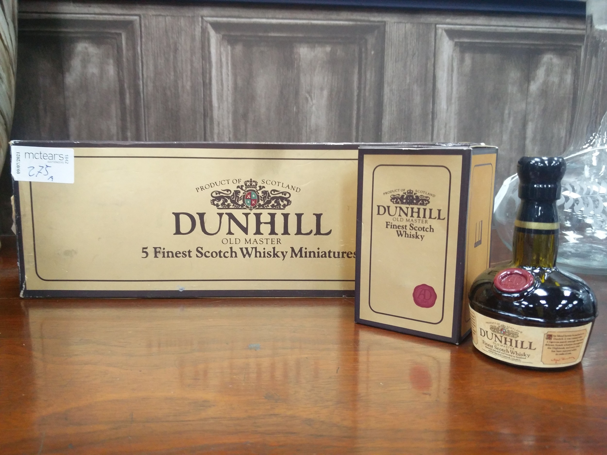 DUNHILL OLD MASTER 5 FINEST SCOTCH WHISKY MINIATURES