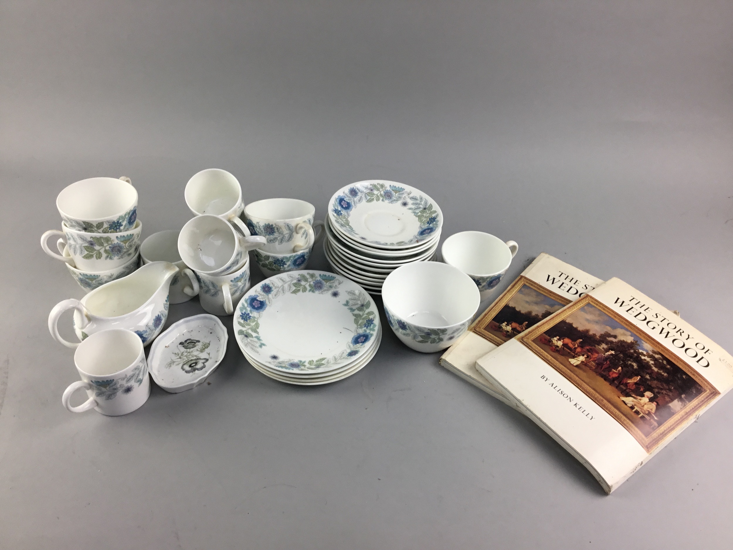 A WEDGWOOD CLEMENTINE TEA AND COFFEE SERVICE