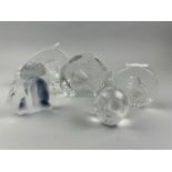 A COLLECTION OF GLASS SCULPTURE PAPERWEIGHTS