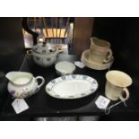 A LOT OF THREE OF SUSIE COOPER COFFEE CUPS AND SAUCERS AND OTHER TEA WARE