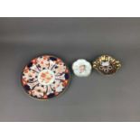 A DERBY CIRCULAR PLATE AND TWO ROYAL CROWN DERBY PIN DISHES