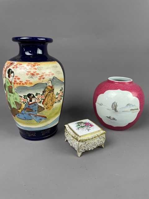 A CHINESE GINGER JAR, JAPANESE SATSUMA VASE AND A TRINKET BOX