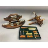 A LOT OF VINTAGE WOOD PLANES INCLUDING A SANDERSON JOINERS SET