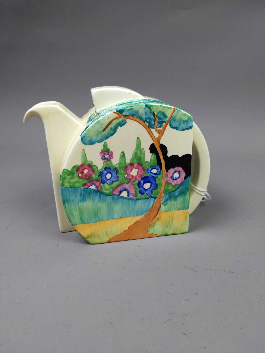 A CLARICE CLIFF 'BIZARRE' ART DECO TEA POT