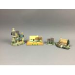 A LOT OF FIFTEEN LILLIPUT LANE MODELS, ALONG WITH FIVE TEAPOTS