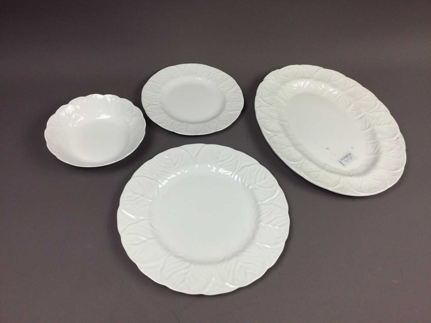 A WEDGWOOD 'COUNTRYWARE' PART DINNER SERVICE