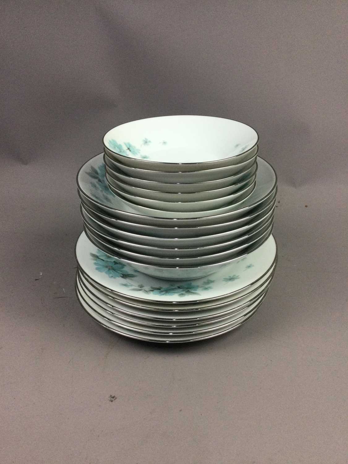 A PART DINNER SERVICE - Image 2 of 2