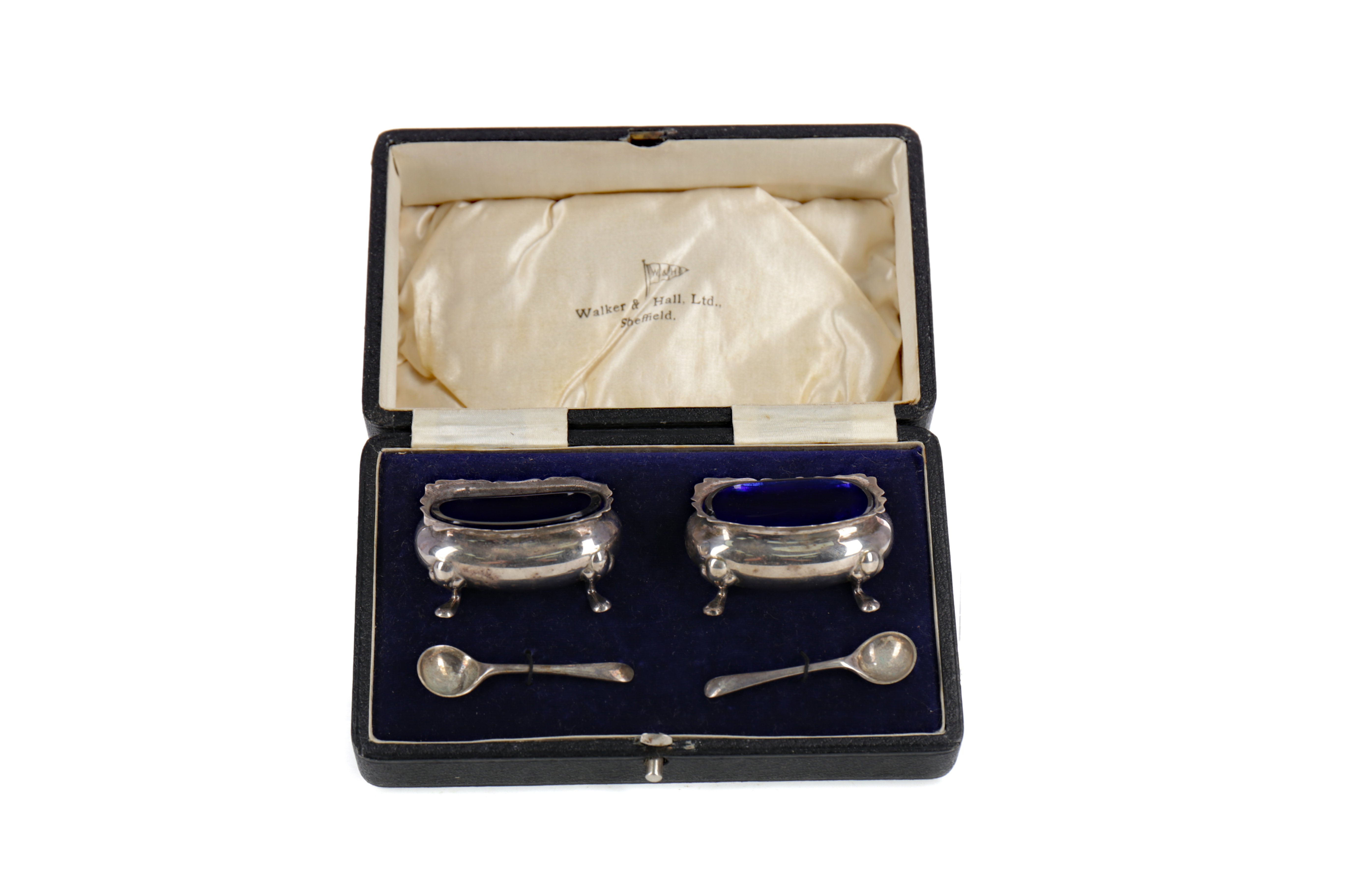 A PAIR OF GEORGE V SILVER SALT CELLARS